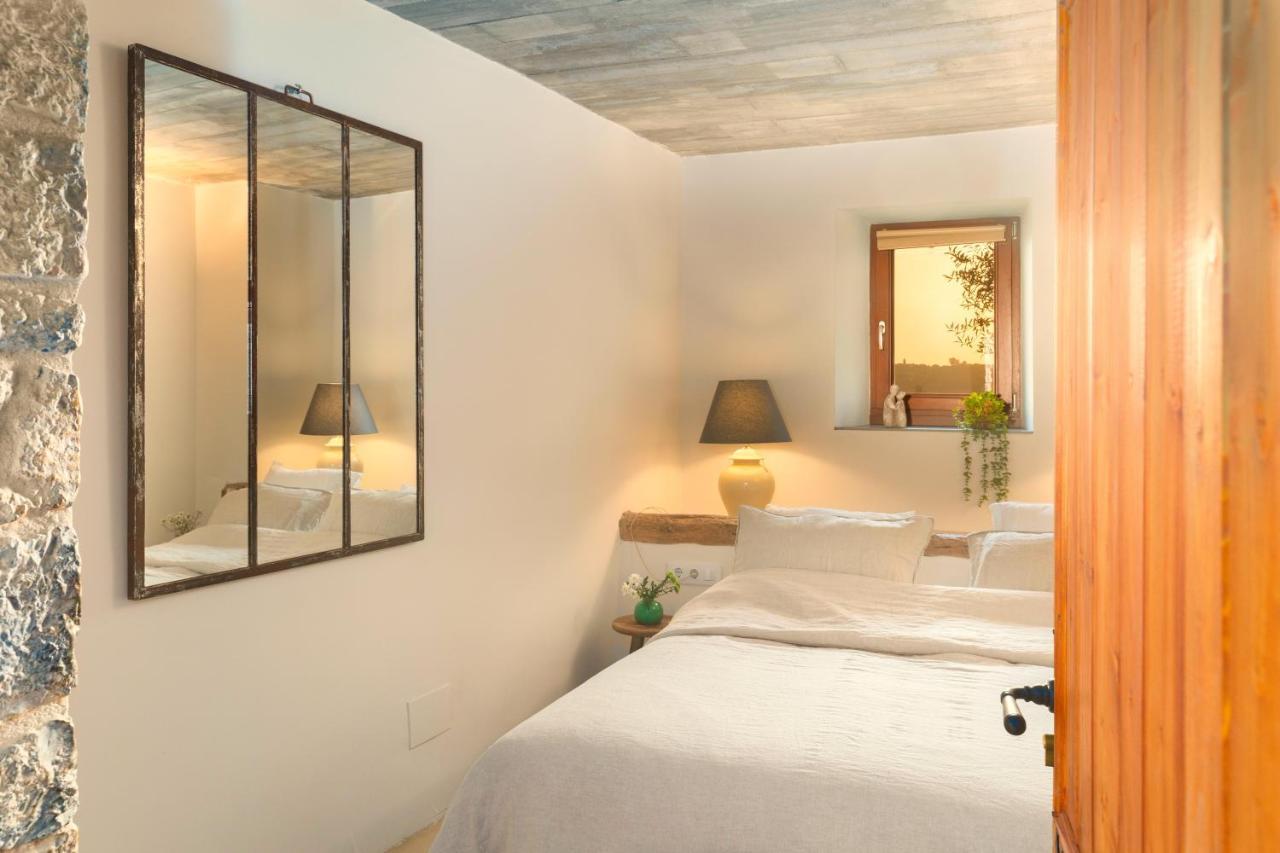 Mas Oms Hotel Montnegre Bagian luar foto