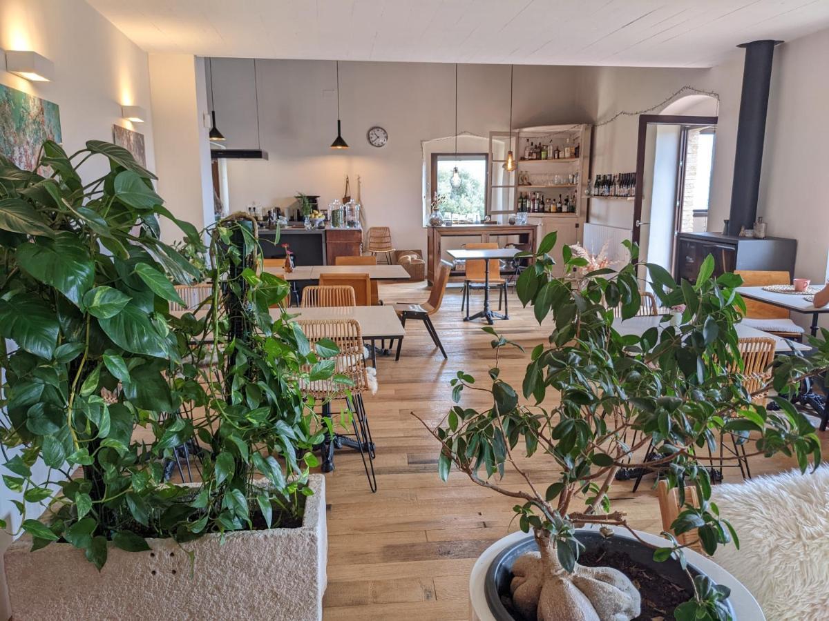 Mas Oms Hotel Montnegre Bagian luar foto