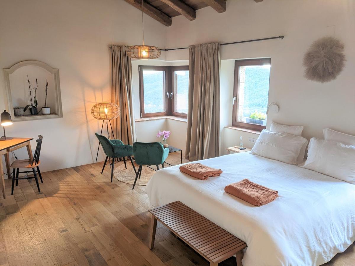 Mas Oms Hotel Montnegre Bagian luar foto